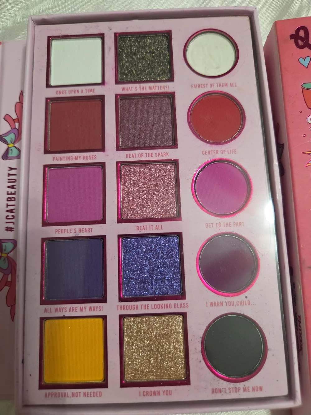 N/A vibrant pink